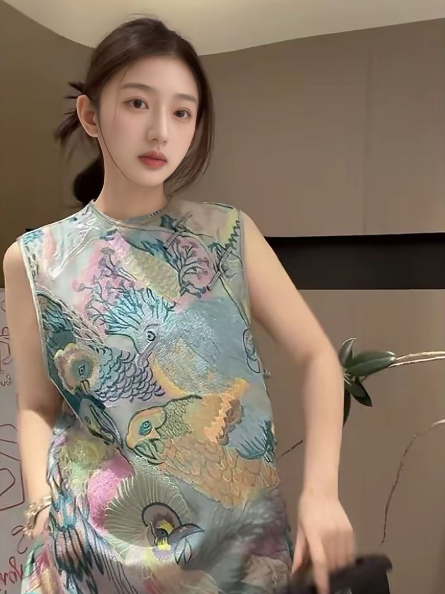 Đầm suông midi thêu phượng hoàng lụa tằm cao cấp phong cách Trung Hoa mới — Màu hồng, Xanh lông công