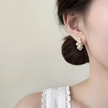 创意设计c形圈款珍珠耳环耳饰女夏天轻奢高级感气质耳圈