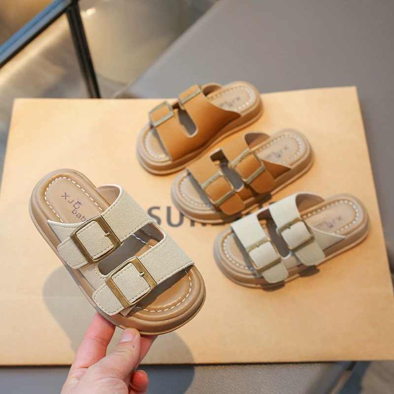 Детские дикие модные повседневные холодные тапочки 2025 новая летняя девушка с металлической пряжкой