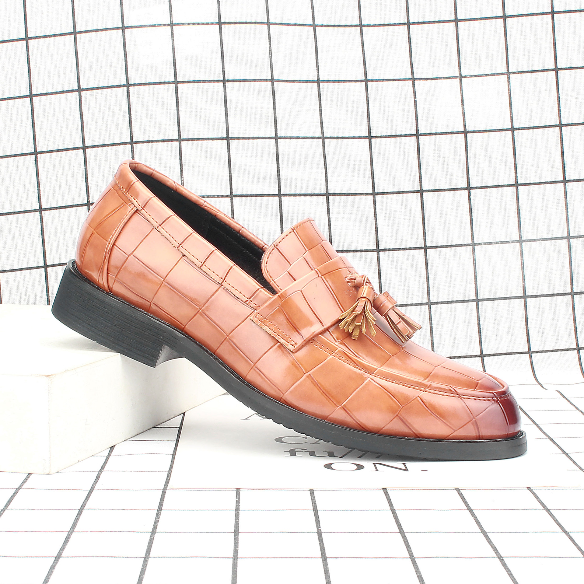 ƤЬ���¿��ļ���ʿƤЬ������װӢ�װٴ����г���������Ь7765