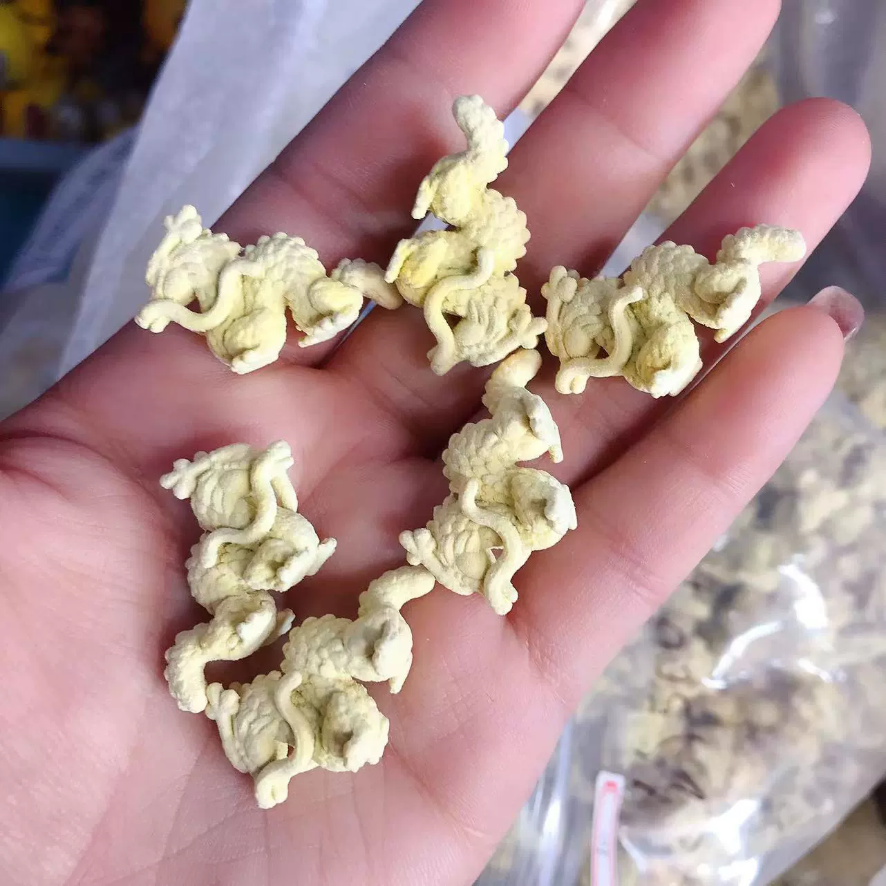 Подлинный сыпучий мини-зодиакальный дракон крем клей diy куклы