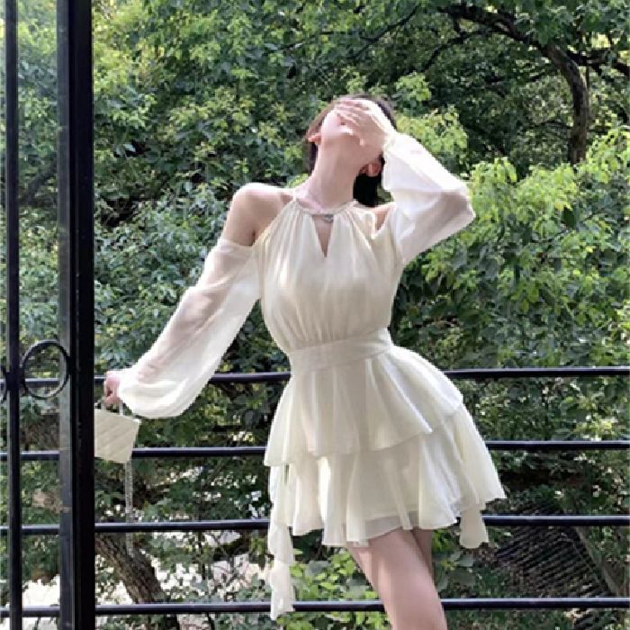 2026 New French-Style Apricot-Colored Long-Sleeve Dress with Off-Shoulder Design, Waist-Cinching, Slimming Effect, Super Fairy-Like Ruffled Tiered Dress