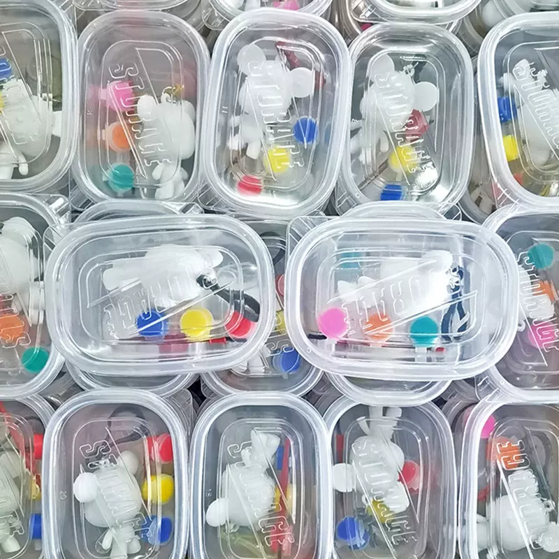 跨境卡通涂色石膏娃娃白坯画画手工diy彩绘涂鸦石膏画公园摆地摊