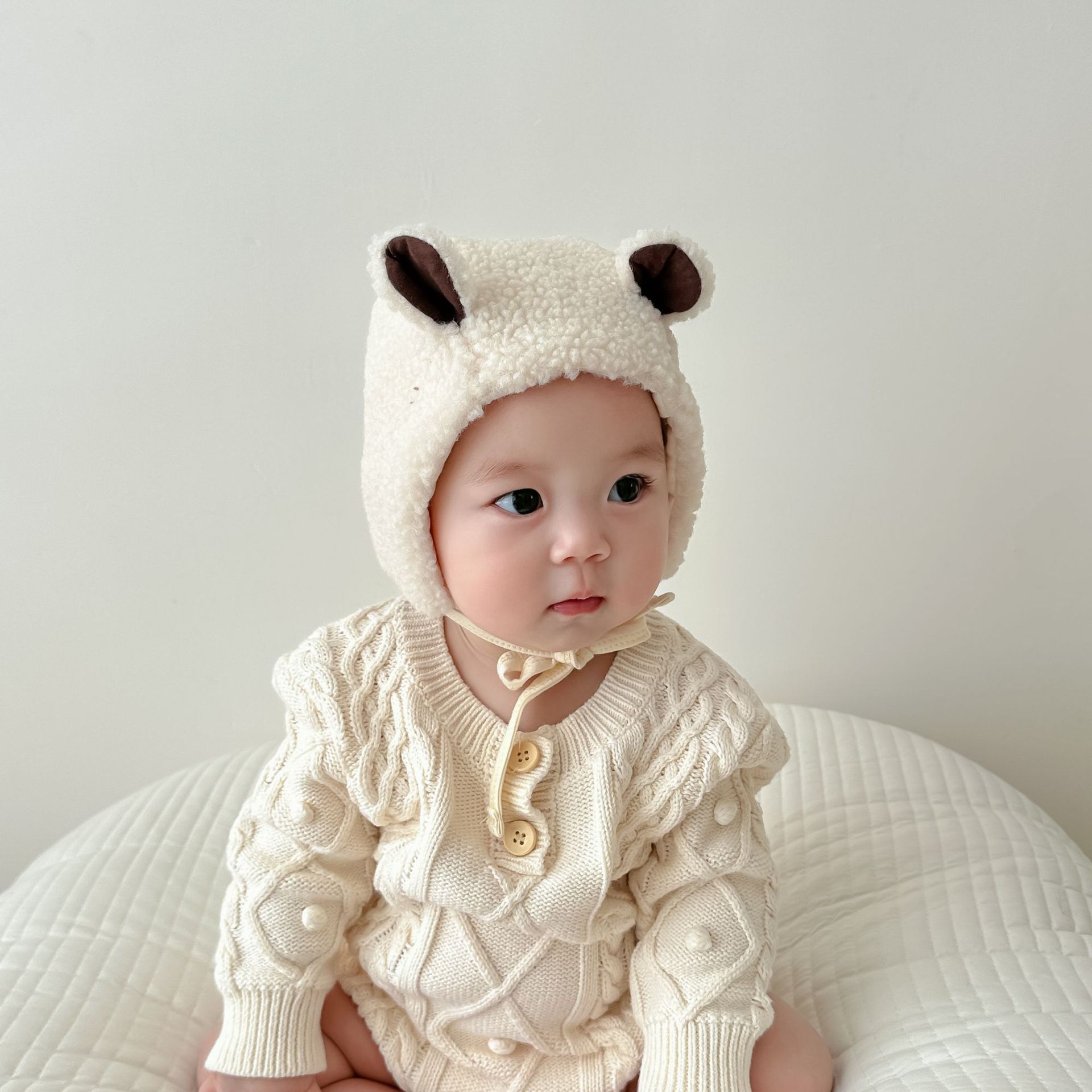 Conejo sombrero de peluche sombrero de neumáticos de invierno de peluche para hombres y mujeres calentamiento lindo coreano protector de oídos bebé