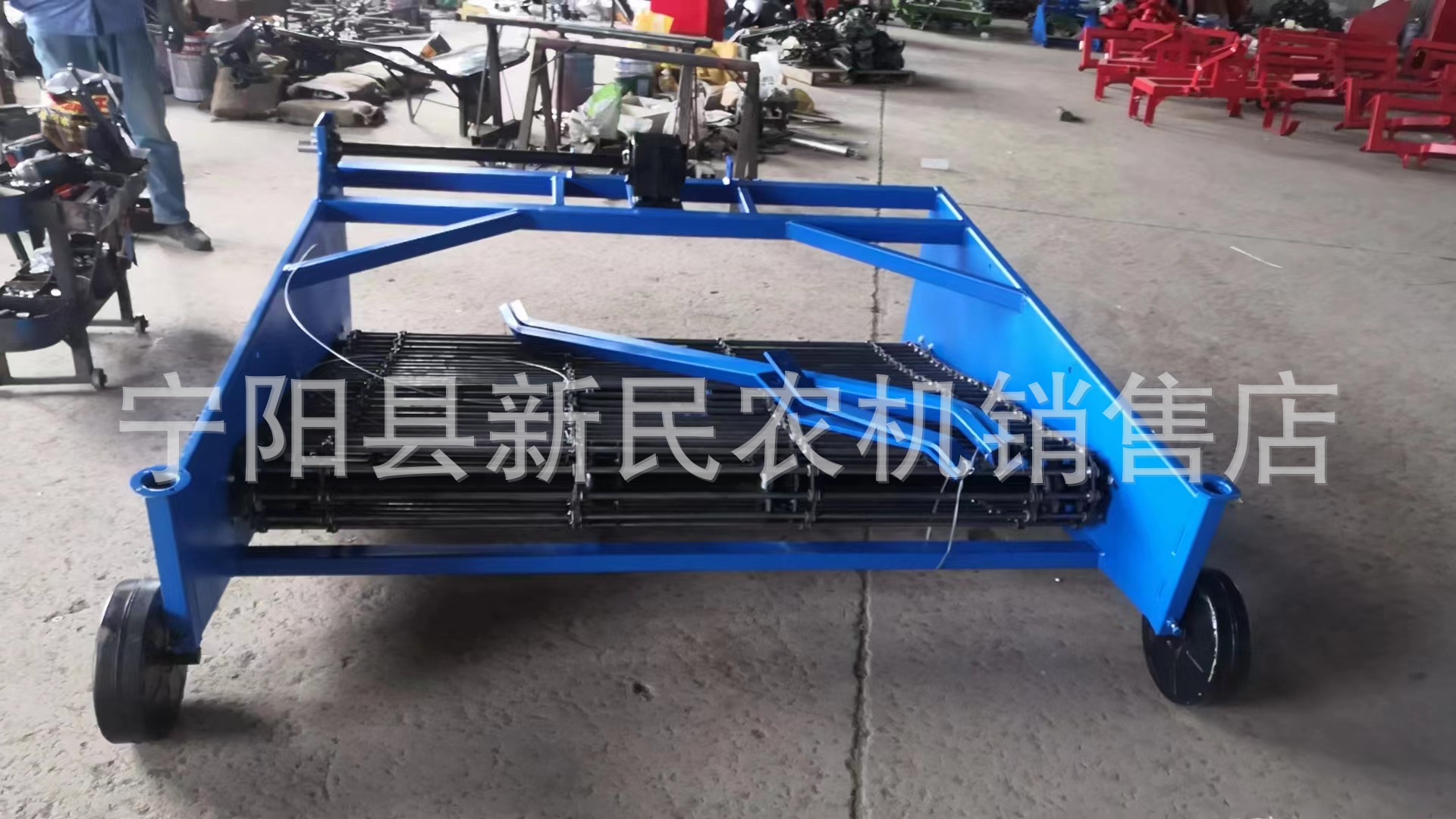 轻型土豆收获机