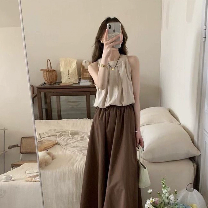 Летние наряды для миниатюрных женщин в стиле молока и чая, молодежные и омолаживающие платья, а также комплекты в стиле Шанель.