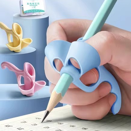 初学者抓笔握笔器矫正器幼儿园笔套铅笔小学生控笔训练宝宝学写字|undefined
