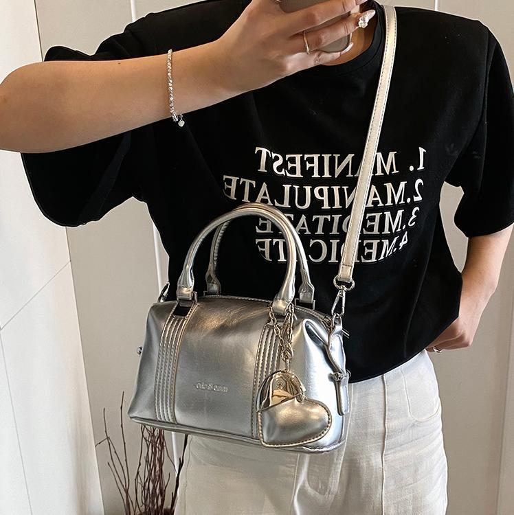 Transfronterizo de alto nivel sensación de viaje bolso de mano para mujeres 2025 nuevo estilo de moda universal bolso de hombro simple mochila casual