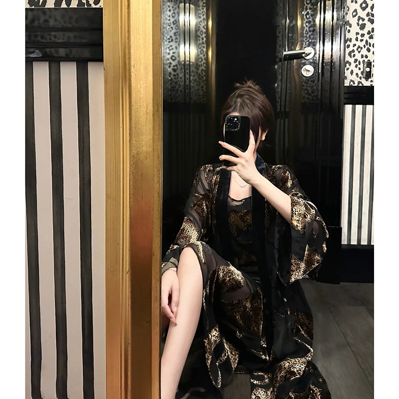 In-Stock Vintage Sexy Leopard Velvet Jacquard Long Nightgown Camisole Dress Long Sheer Home Pajama Set