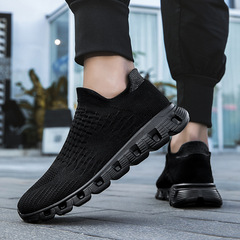 Men's Large Size Knitted Shoes with Soft Sole, Anti-Slip and Breathable, New Arrival Cross-Border Couple's Socks Shoes, Wholesale Sports Shoes
