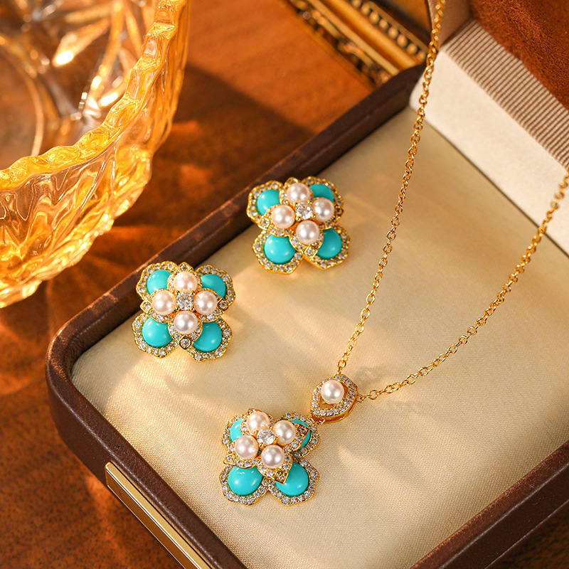 Gorgeous Light Luxury Blue Turquoise Flower Necklace Women's High-End Fashion Micro-Embellished Earrings Elegant Versatile Neck Chain Clavicle Chain Gorgeous Light Luxury Blue Turquoise Flower Necklace Women's High-End Fashion Micro-Embellished Earrings Elegant Versatile Neck Chain Clavicle Chain