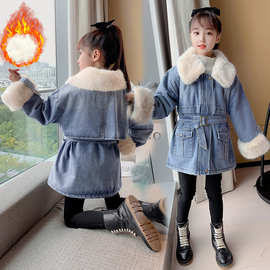童装女童韩版休闲牛仔加绒外套新款冬装2022中大童洋气加厚风衣潮
