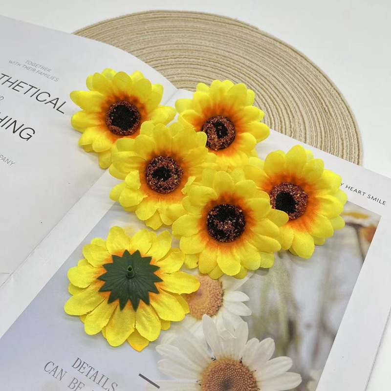 Fábrica directa artificial flor artificial Flor de seda hecha a mano material DIY 7cm pequeño girasol cabeza de flor