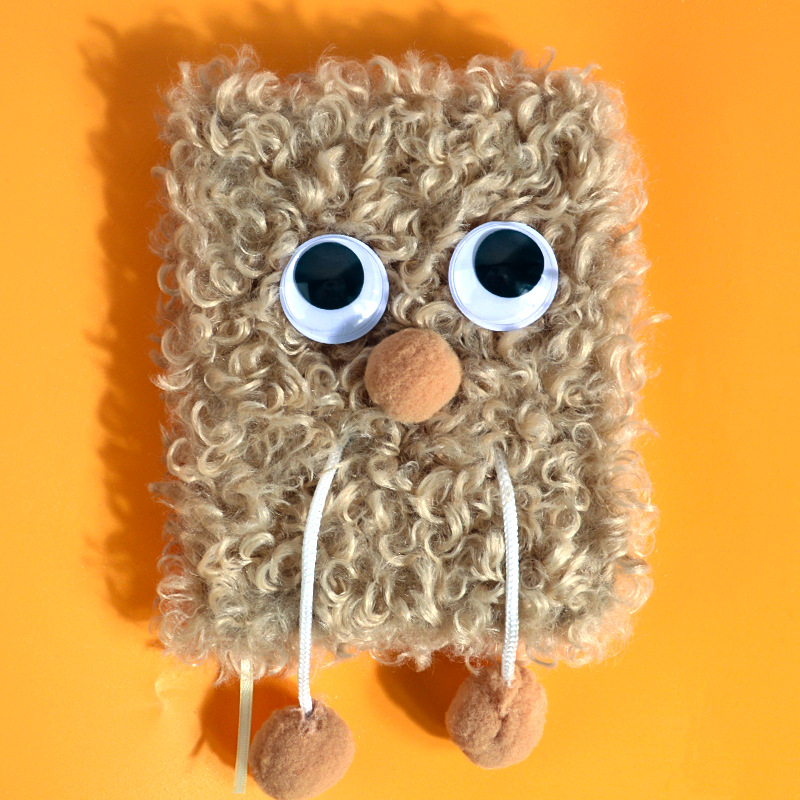 Regalos creativos de peluche A6 páginas de color cuaderno de mano de cabello largo monstruo de peluche cuaderno creativo tendencia diario al por mayor