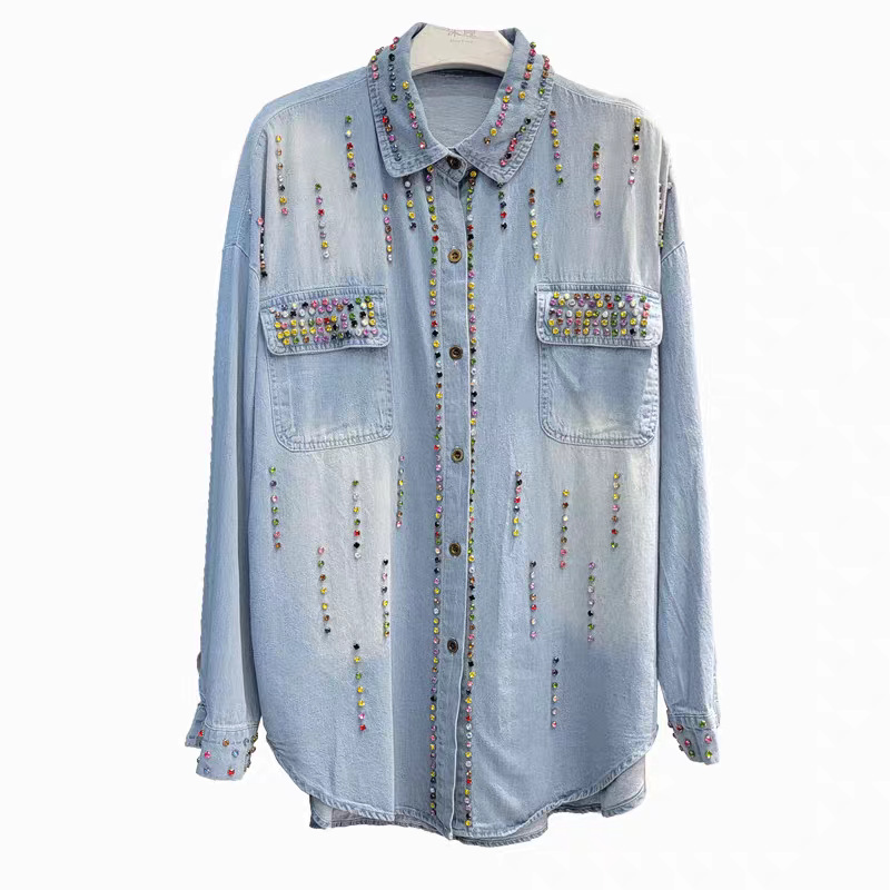 Camisa de Mezclilla con Pedrería Cuello Polo y Botones Frontales Holgada