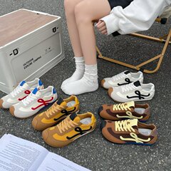春の新型阿甘靴2025ファッション百合ストラップソフト底カジュアル婦人靴フラット滑り止めシングル靴25-1
