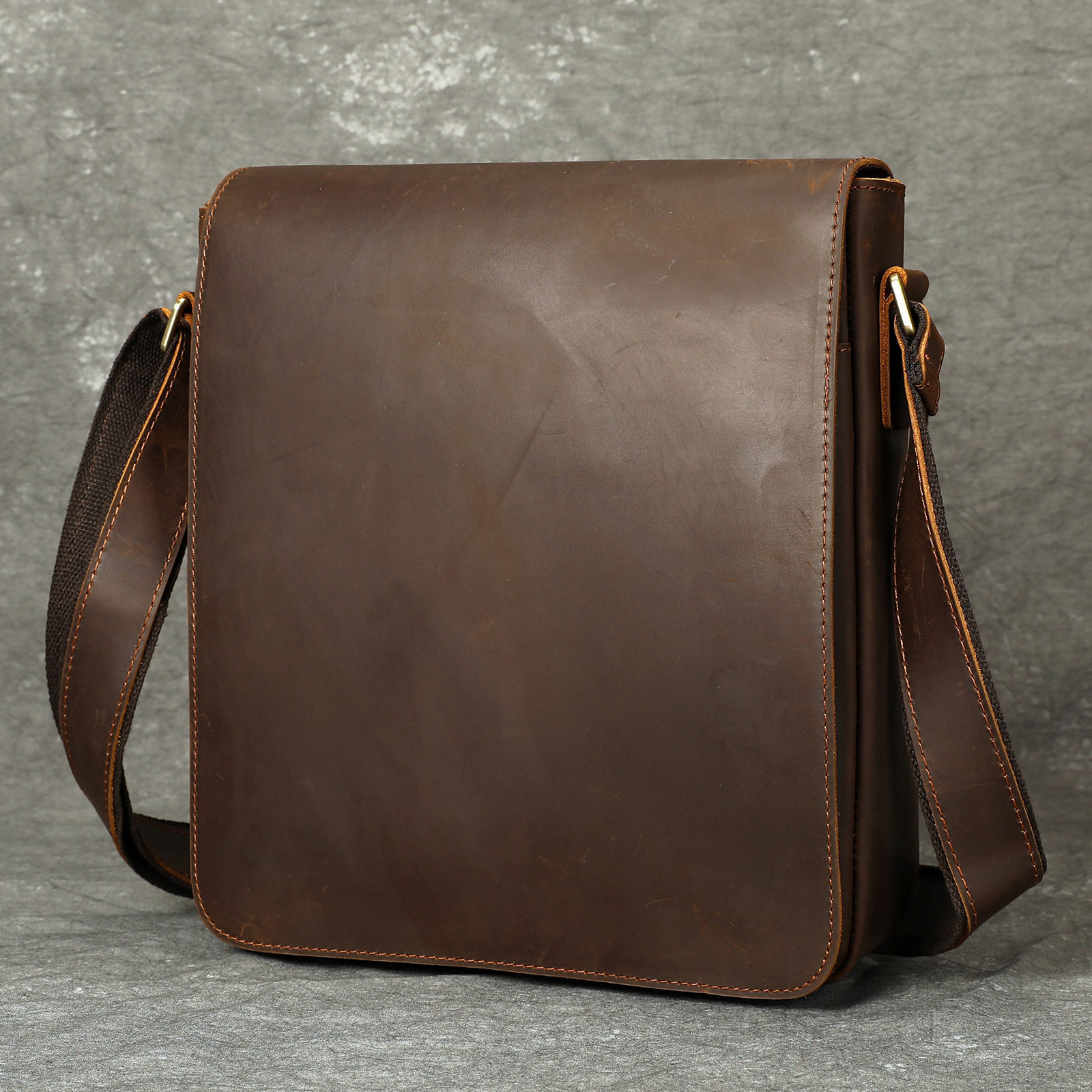 Ventas transfronterizas calientes de cuero para hombres mochila deportiva al aire libre mochila texturizada retro colección de bolsos de hombro