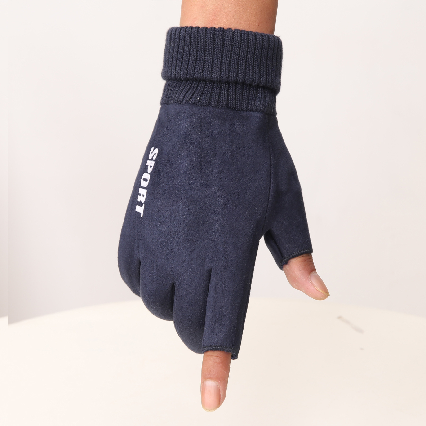 Guantes de invierno para mujeres con forro polar Cálido impermeable pantalla táctil Carro de equitación al aire libre deportes guantes antideslizantes para hombres al por mayor
