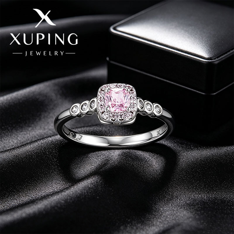 Xuping lujoso diseño ligero anillo de diamante de aleación de apertura de alta calidad anillo de moda personalidad anillo de novia