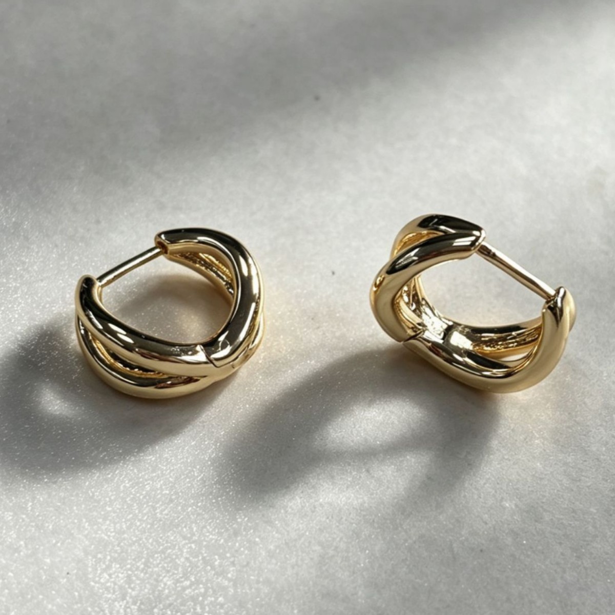 Elegant Double Layer Circular Spring Ear Clips Minimalist Style_voghion.com
