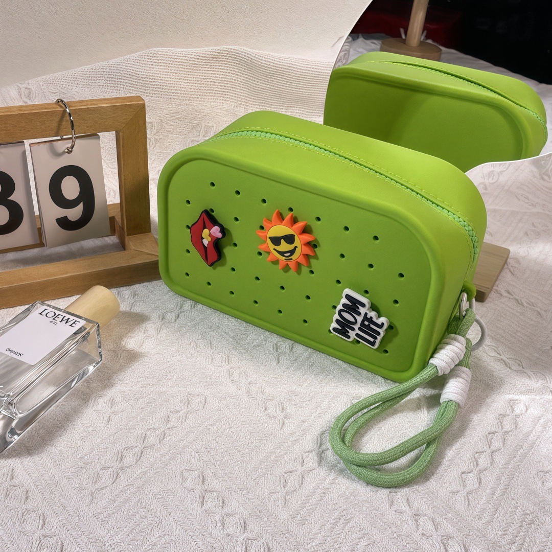 Nueva bolsa de silicona agujero portátil bolsa de silicona agujero adorable INS versión de agujero agujero bolsa de silicona DIY pieza bolsa de silicona