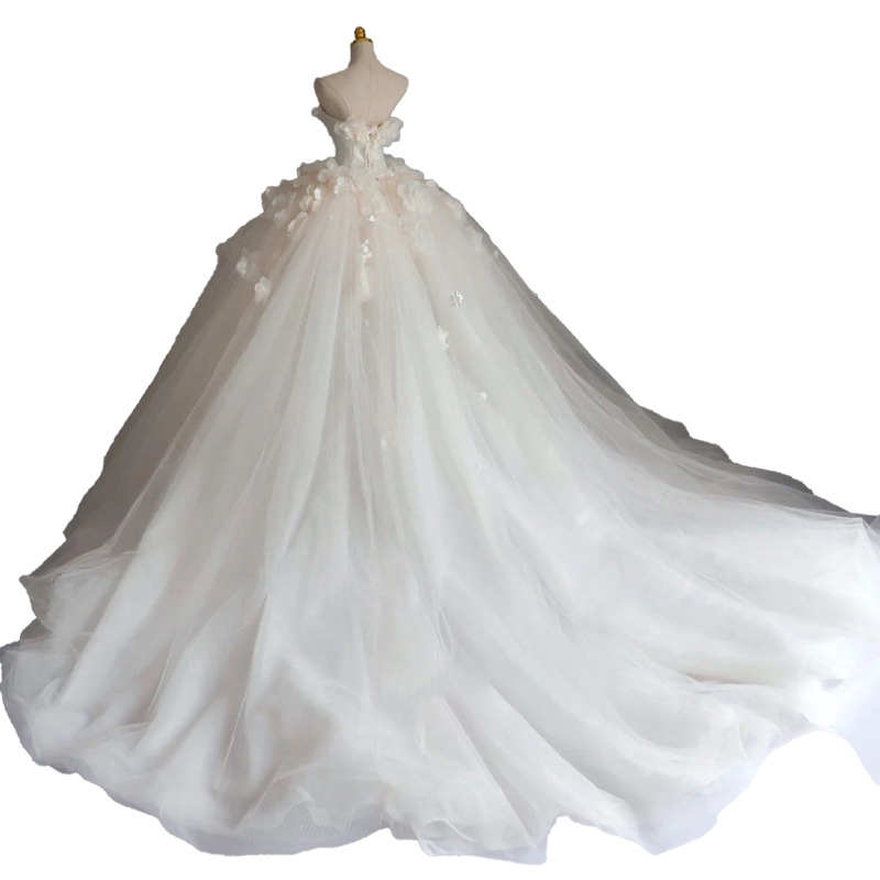 Retro three dimensional tube top for bride
