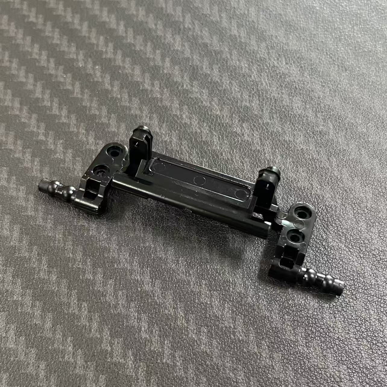 Servo bracket
