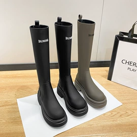 女式休闲单鞋;女式皮靴;女式运动单鞋