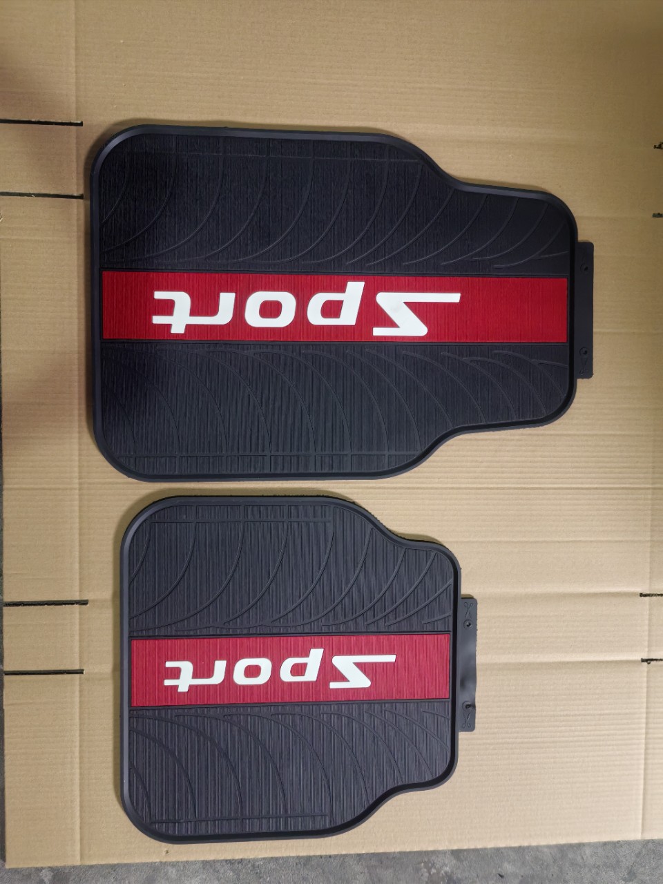 Foreign trade model car logo, cuttable latex rubber universal car floor mats, detachable, anti-freeze, water-resistant, non-slip, easy to clean, 5 pieces