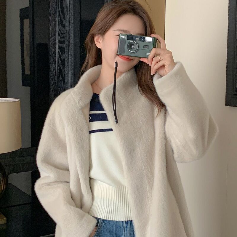 Young green fur elegant fur coat women's mink plush thickened long stand collar coat lazy style Young green fur elegant fur coat women's mink plush thickened long stand collar coat lazy style