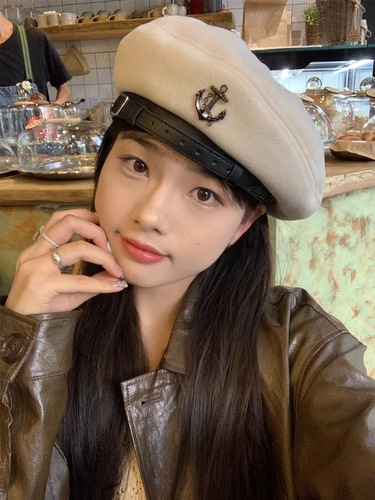 Black beret women's autumn and winter Japanese-style beret ins internet celebrity face-slimming flat-top painter hat navy cap trendy
