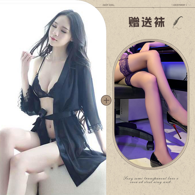 검은색 재킷 + 속옷 + 검은색 스타킹