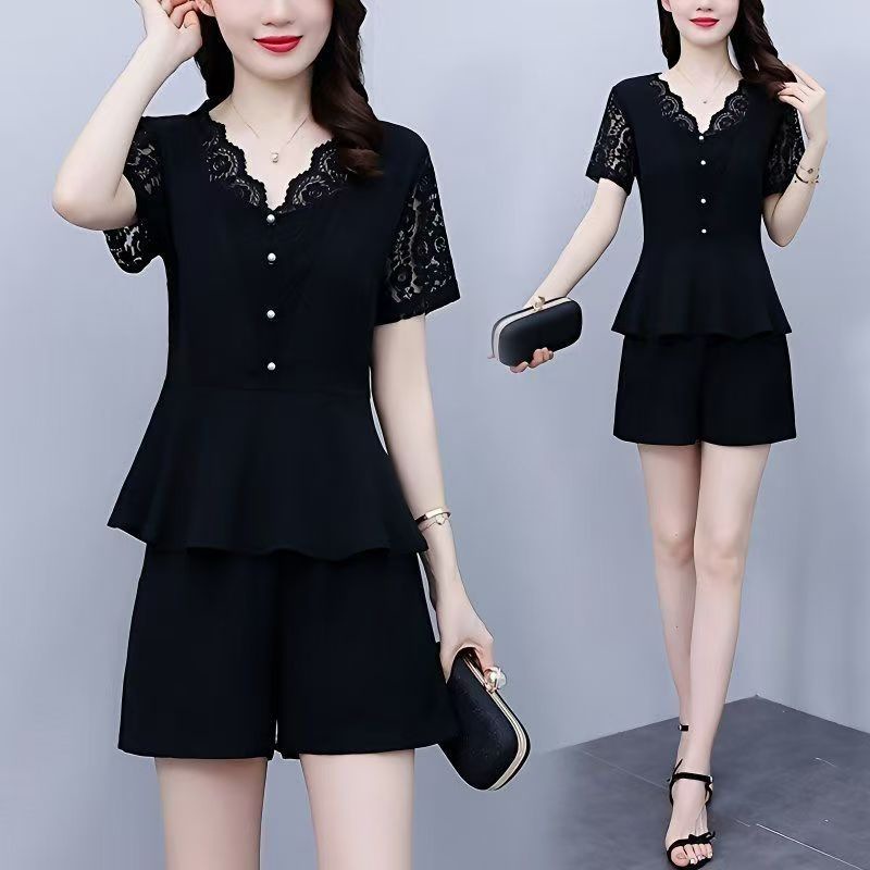 Plus Size Women's Short-Sleeve and Shorts Two-Piece Set, Slimming and Tummy-Concealing, New Summer Style, Chic Lace Trim V-Neck Set