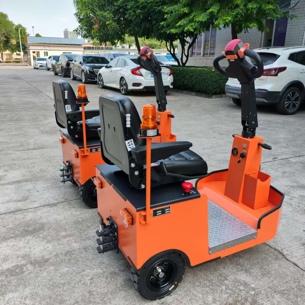 普尔夫ML-200S座驾电动牵引车小型拖车电瓶牵引头同轨迹平板挂车