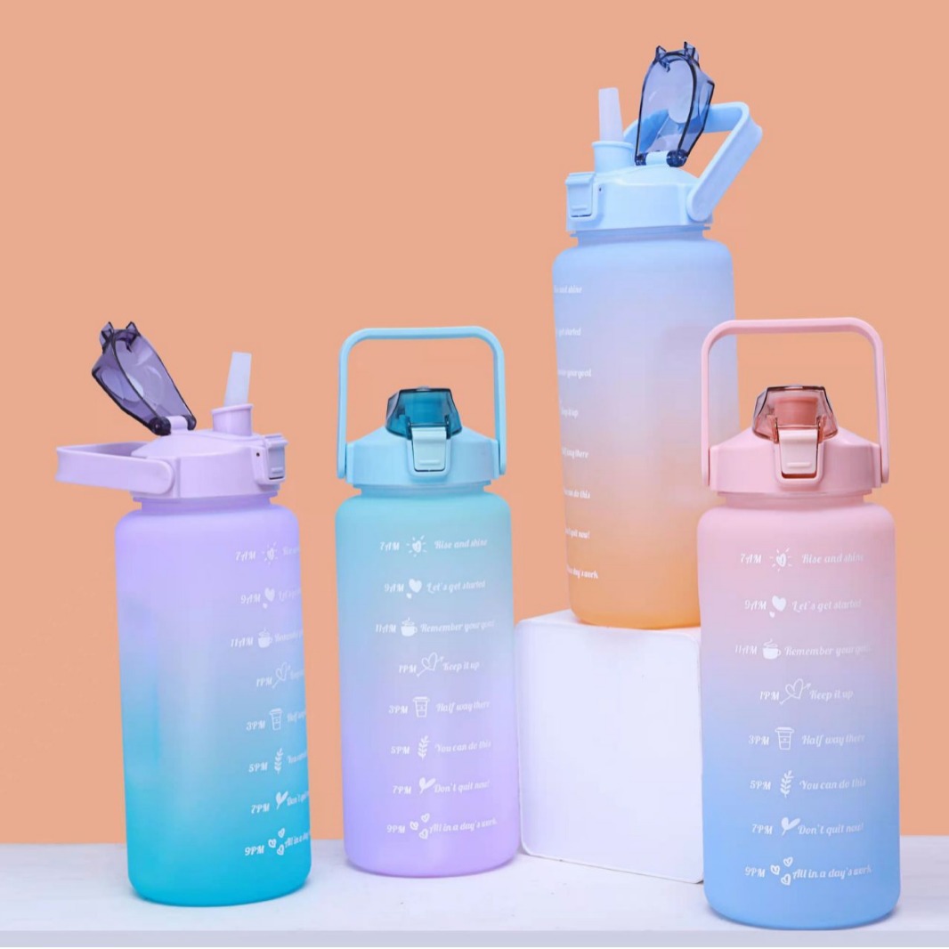 Grenzüberschreitende XXL-Raumfahrttasse, Sommer-Tragbarer Wasserbecher mit hohem ästhetischen Wert, Unisex-Fitness-Sportflasche, 2L Kunststoffbecher mit Strohhalm