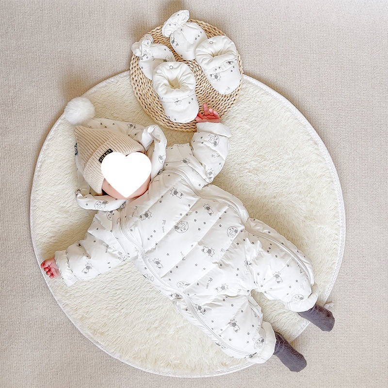 婴儿羽绒服冬外出抱衣女加厚保暖男宝宝羽绒连体衣冬装0-1岁