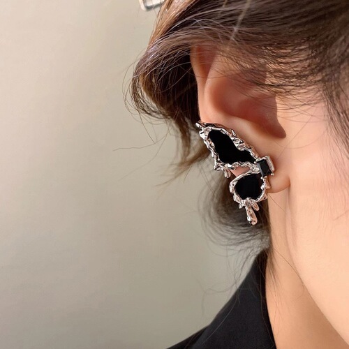 S925 Silver Asymmetric Black Butterfly Earrings for Women - Sweet, Cool, and Spicy Style Earrings - Airy and Cool, Refined and High-End
