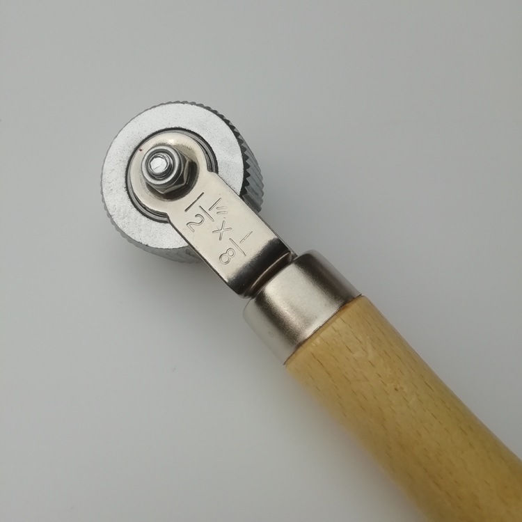 Rodillo de compactación de neumáticos para automóviles ensanchado gran rodillo de compactación herramienta de reparación de neumáticos rodillo de madera sólida rodillo de compactación de neumáticos de vacío