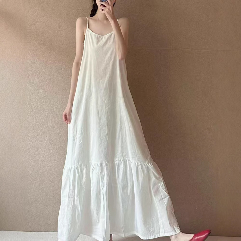 White Minimalist Spaghetti Strap Dress 2025 Summer New Artistic Temperament Tank Dress Slimming Sleeveless Long Mermaid Dress