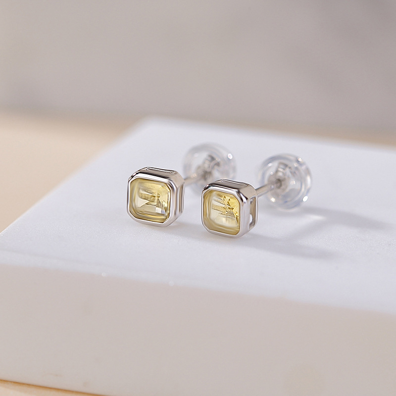 Kiểu citrine bạc