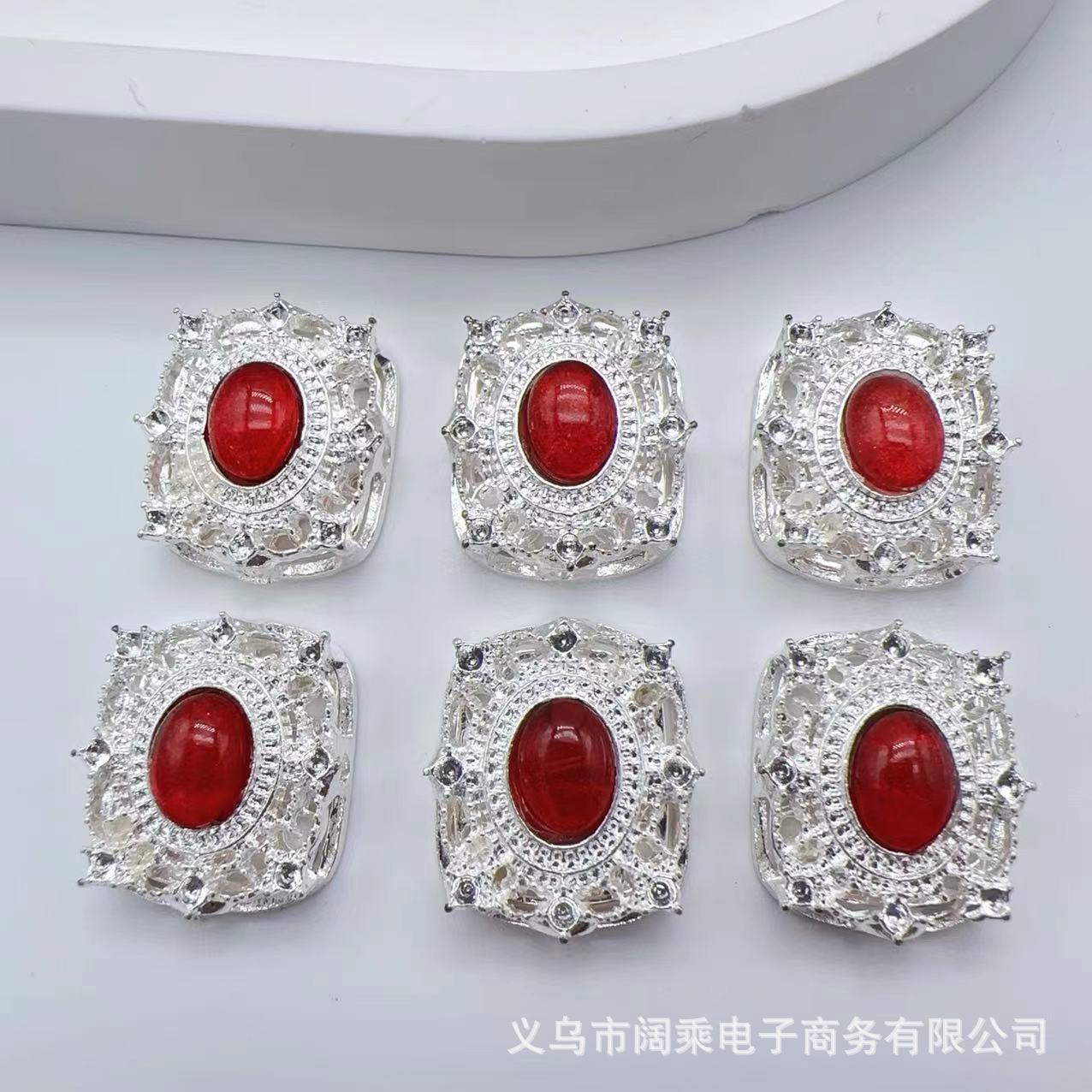 ダイヤモンドの長い方の大きい魔の箱の多い八穴のジルコニウムのdiyの手作りのビーズのブレスレットのネックレスの合金のアクセサリーのビーズの部品