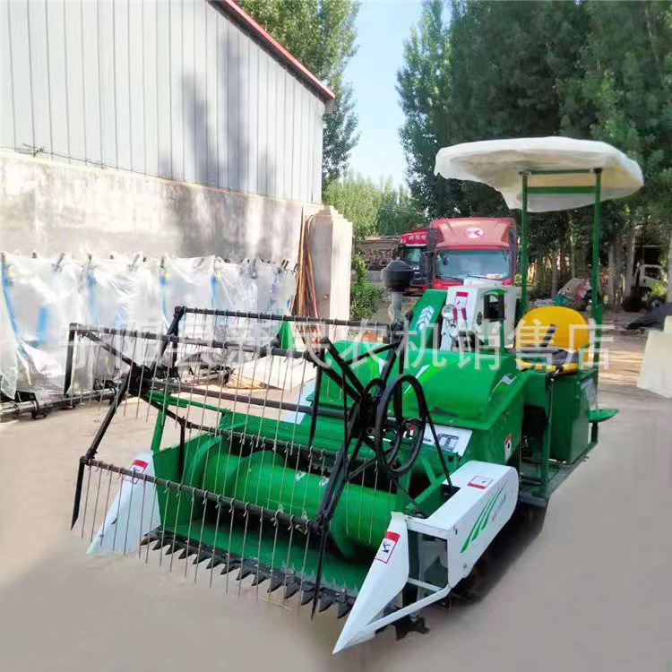 四川地区用水稻小麦联合收割机大豆收割机油菜收割脱粒一次完成