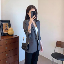泽黛佳伊早春新立体裁剪精湛工艺羊毛混纺修身显瘦一粒扣西装外套