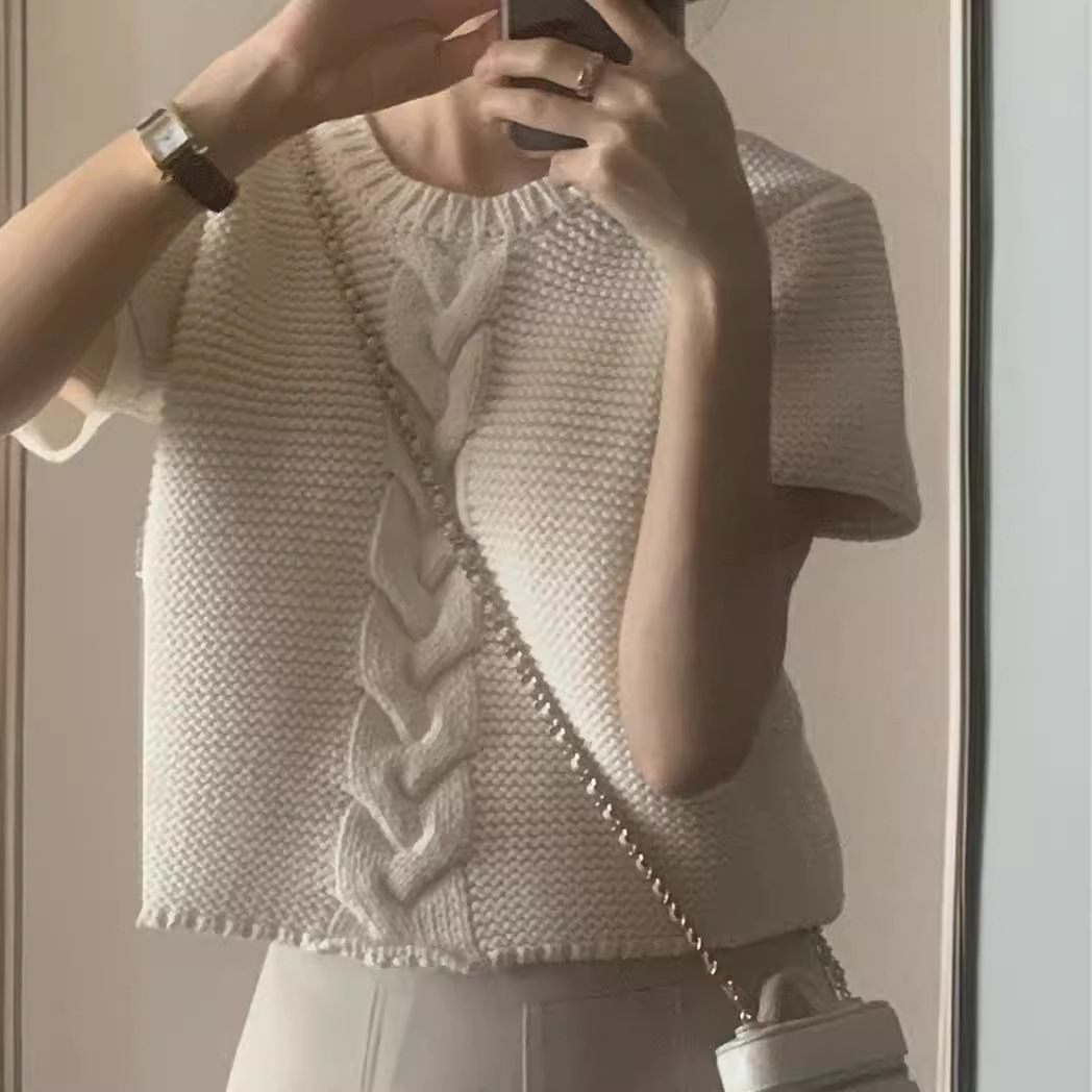 Summer knitted design sweater with a round collar