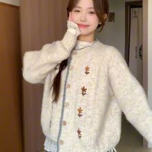 UNMUN日系软糯高级感圆领花朵刺绣开衫毛衣外套女秋冬款慵懒风穿