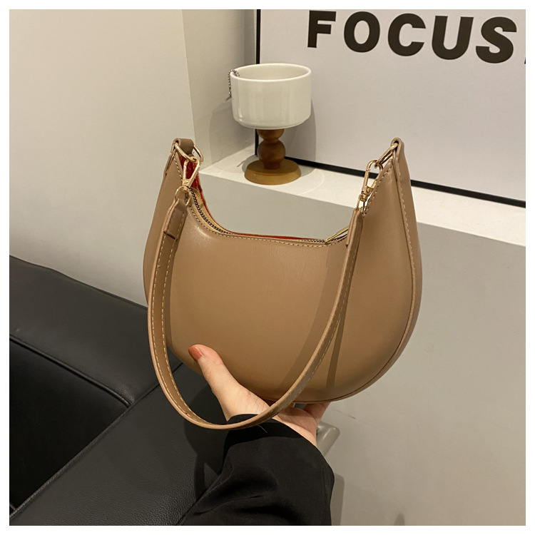 197g Weight Synthetic Leather Lining Material Sewing Thread Fashion Element Zipper Closure Type Single Shoulder Strap Strap Type Shoulder Bag Bags Type Daily Occasion Pu Leather Material Solid Color Pattern All Seasons Season Women's Gender Streetwear Style Square Shape Small Size Women's Small Pu Leather Solid Color Streetwear Sewing Thread Square Zipper Shoulder Bag 5