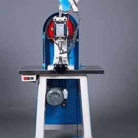 鞋眼机;鞋机配件;其他铆接设备