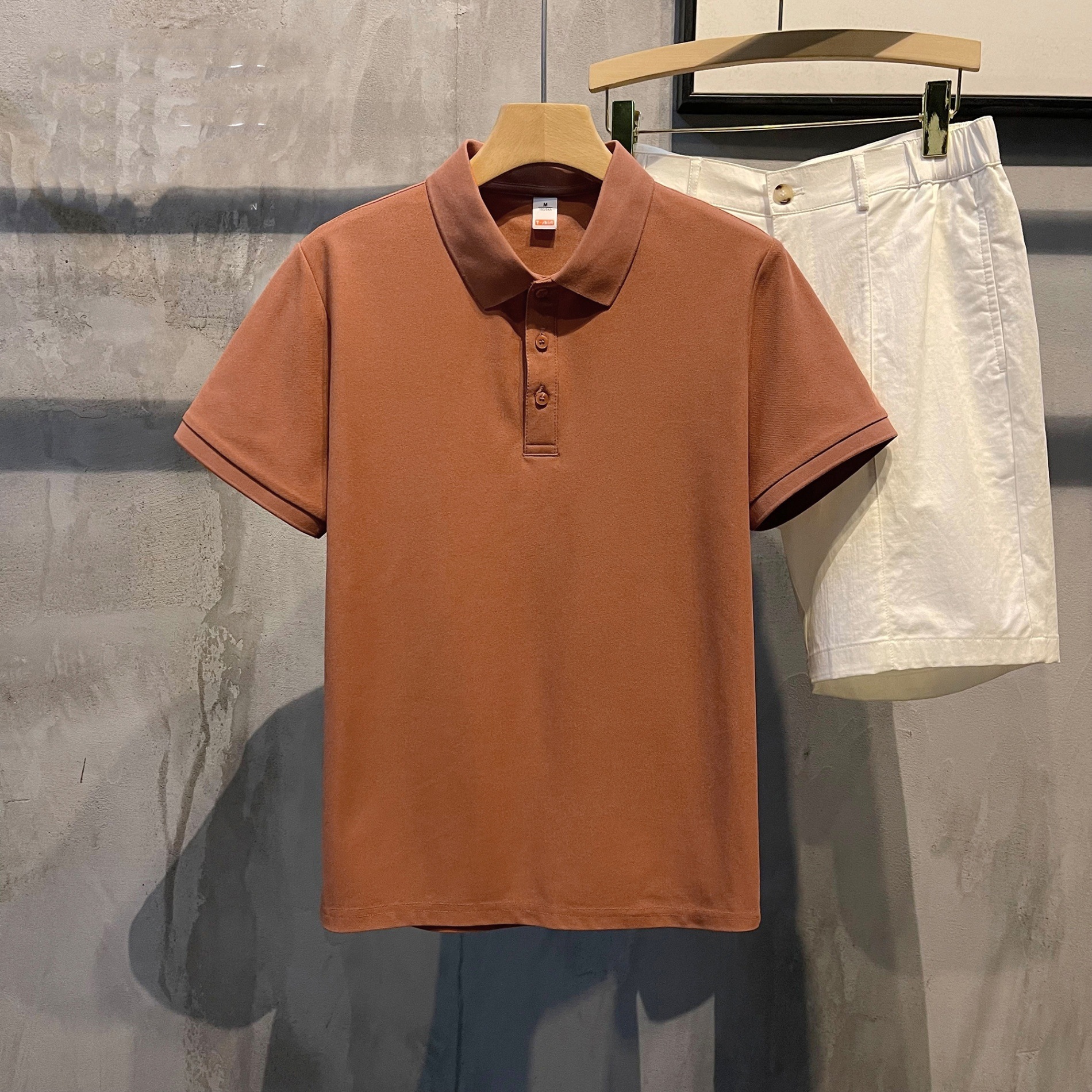 Chemise d'été pour homme, col, manches courtes, coupe ample, couleur unie tendance, style américain décontracté, grandes tailles disponibles._voghion.com