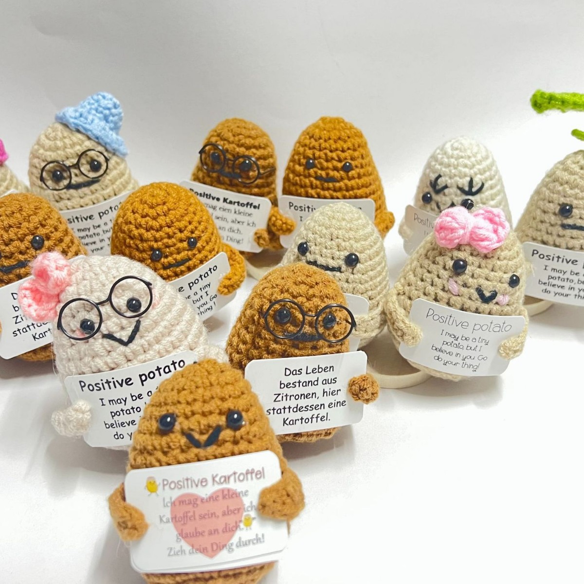 Amazon transfronterizo tejido a mano energía positiva Papa expresión bolsa emoción tarjeta vegetal muñeca coche decoración pequeña