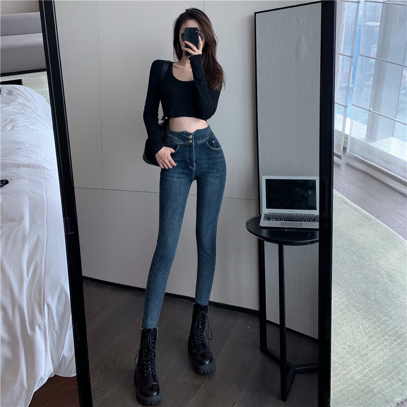 Velvet fashionable trousers